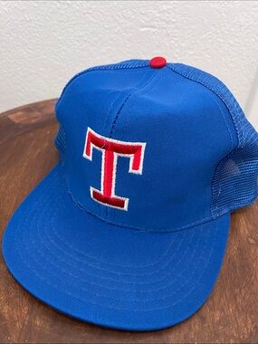 Vintage Texas Rangers MLB Trucker Hat